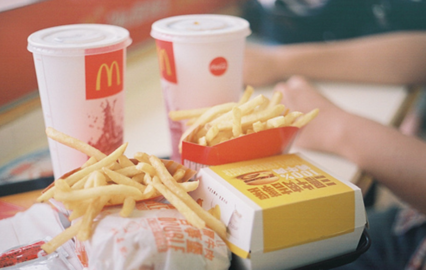 Dit is waarom je bij de McDonald’s nooit een hamburger met augurk moet bestellen Dit is waarom je bij de McDonald’s nooit een hamburger met augurk moet bestellen