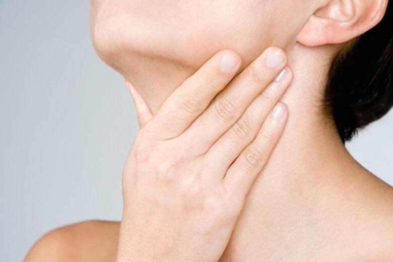 Knobbeltje in je hals? Wellicht zijn het schildklierknobbels